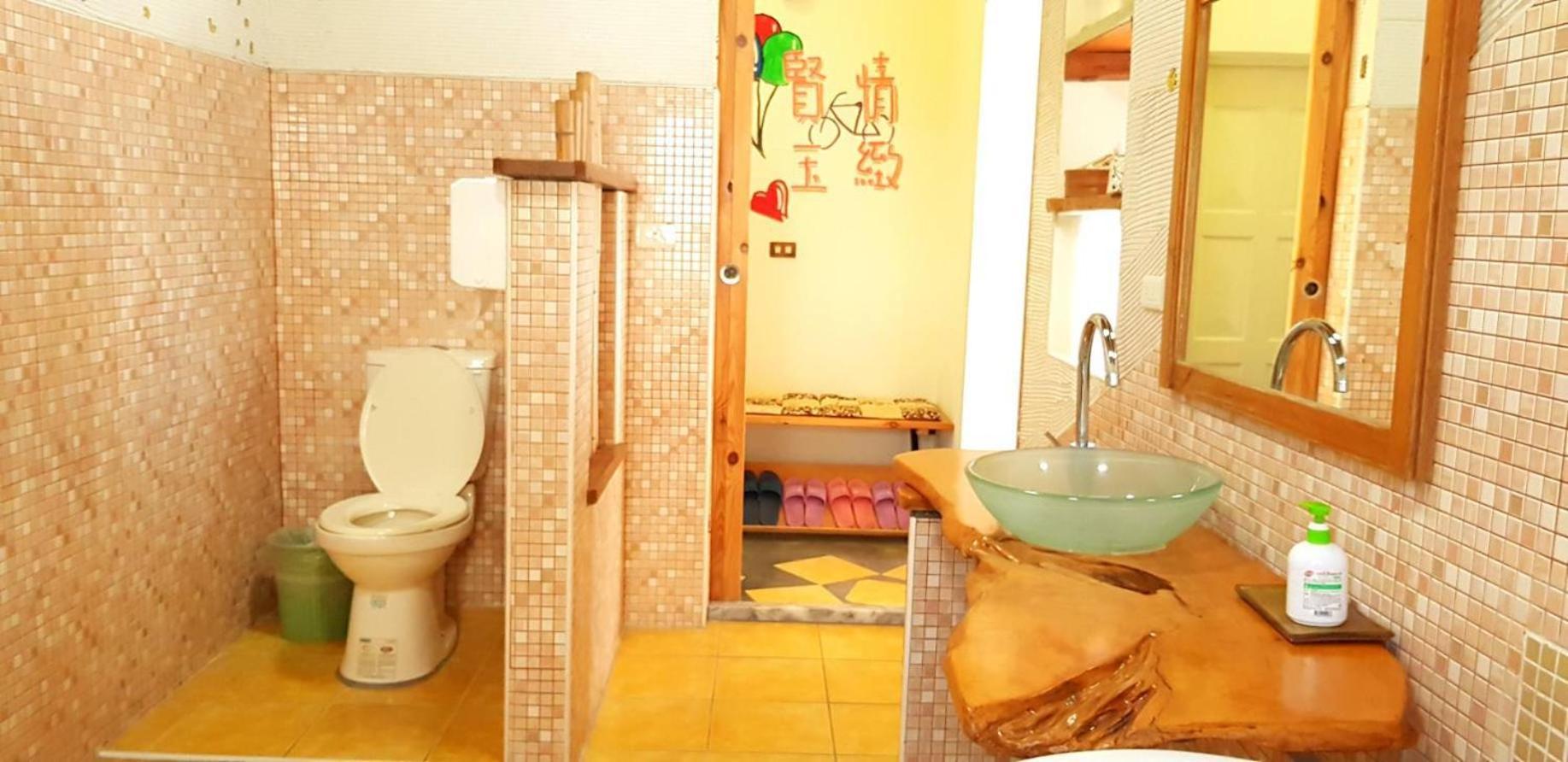 צ'ישאנג Xian Qing Yu Zhi Homestay מראה חיצוני תמונה