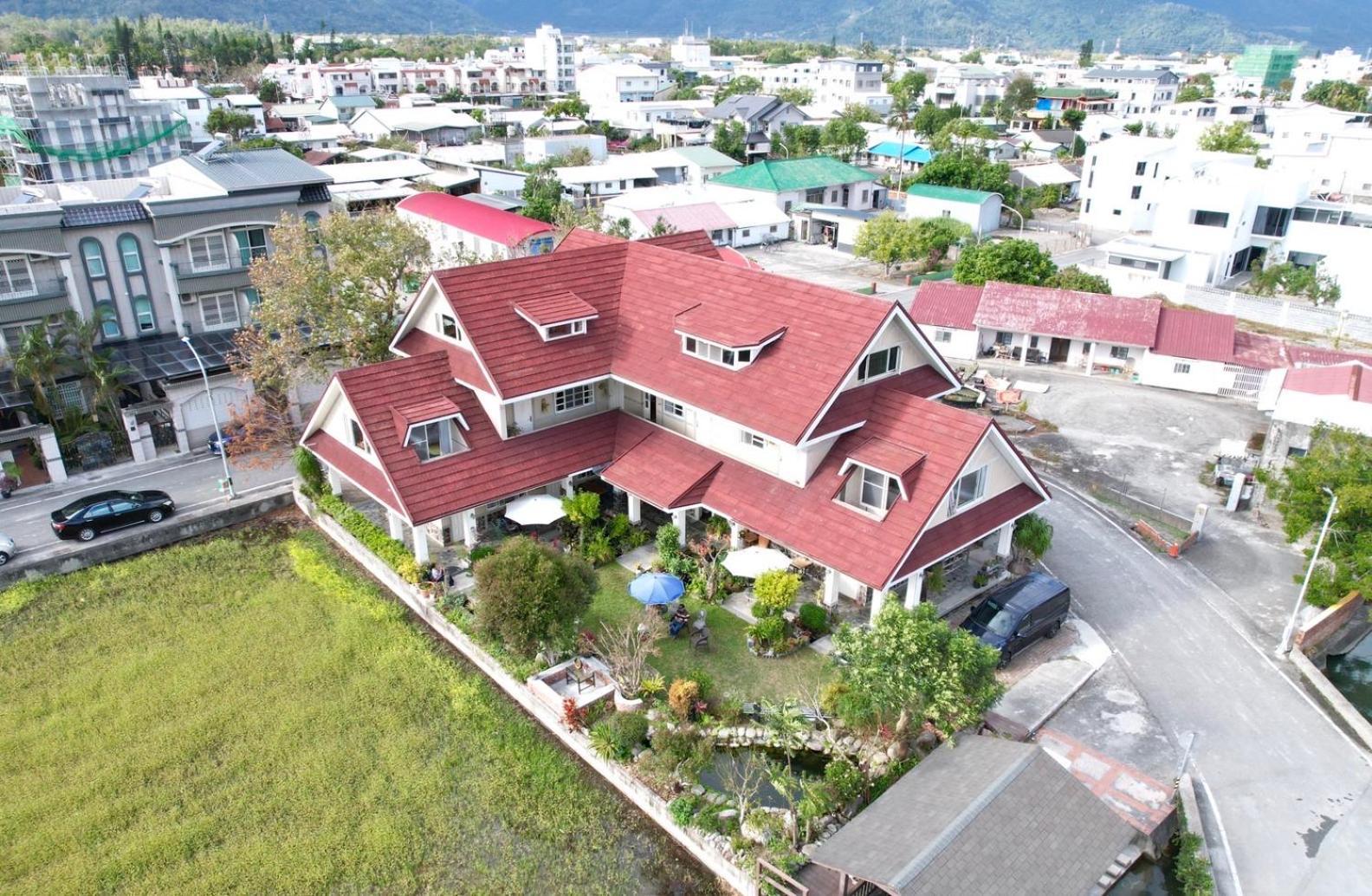 צ'ישאנג Xian Qing Yu Zhi Homestay מראה חיצוני תמונה