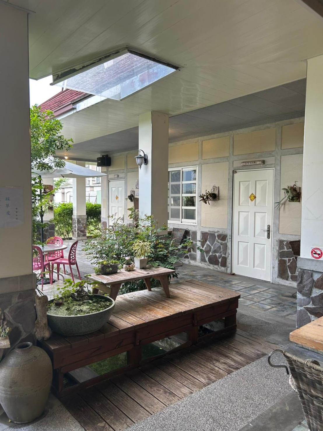 צ'ישאנג Xian Qing Yu Zhi Homestay מראה חיצוני תמונה