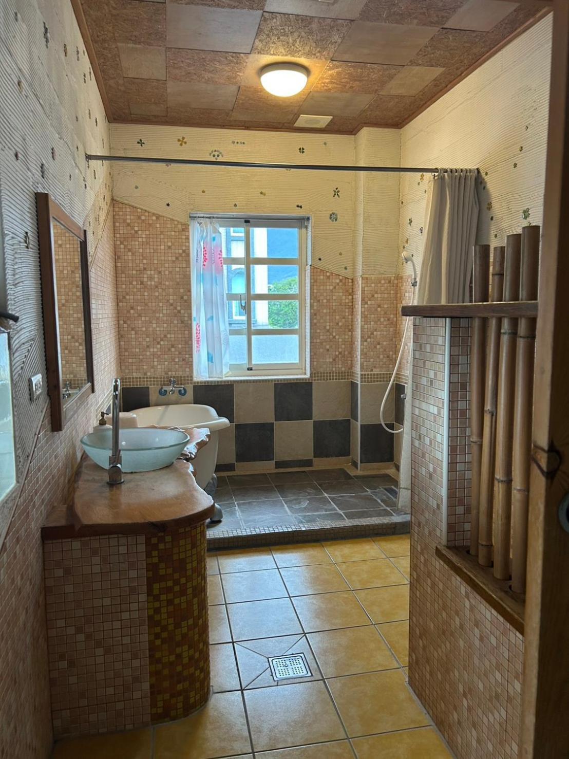 צ'ישאנג Xian Qing Yu Zhi Homestay מראה חיצוני תמונה