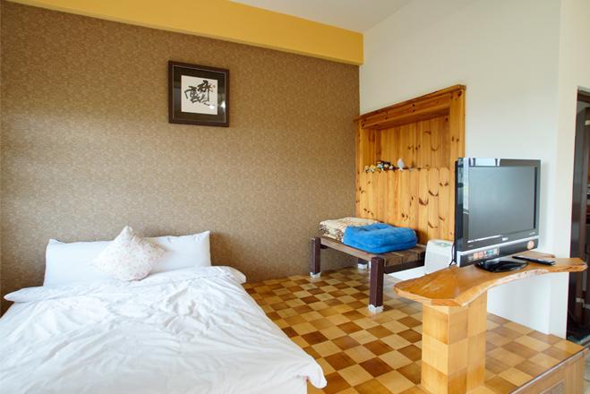 צ'ישאנג Xian Qing Yu Zhi Homestay מראה חיצוני תמונה