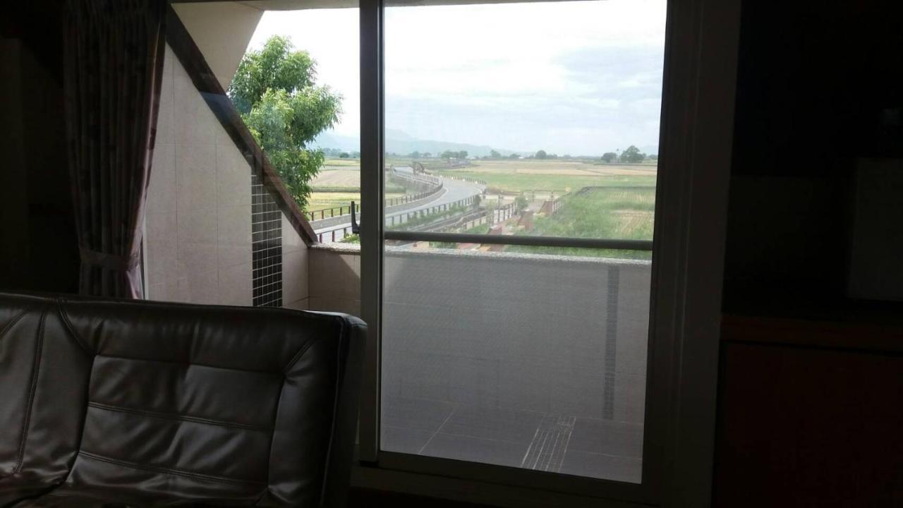 צ'ישאנג Xian Qing Yu Zhi Homestay מראה חיצוני תמונה